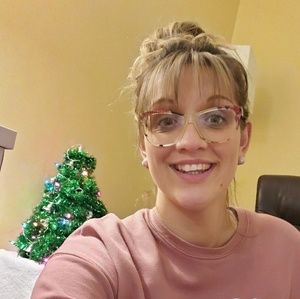 Meet your Posher, Megan